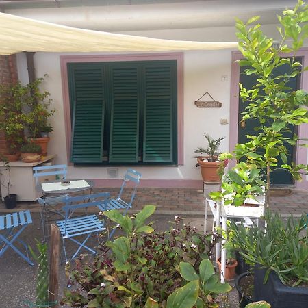 "La Casita", 2 Floors Apartment, Private Parking 1 Car Or 2 Bikes, Air-Cond And Terrace Ливорно Экстерьер фото